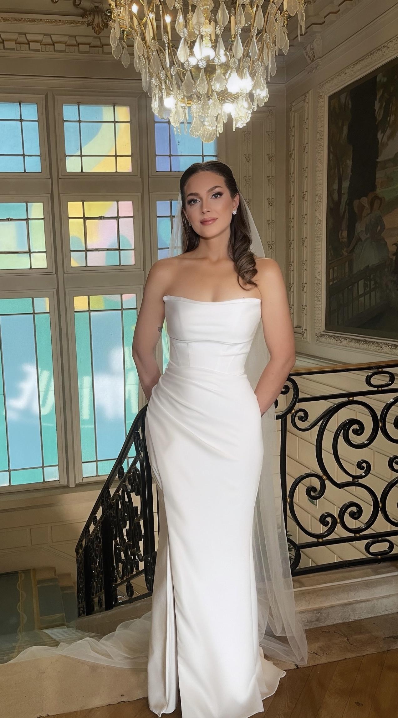 Robe sirène en crêpe bustier drapé