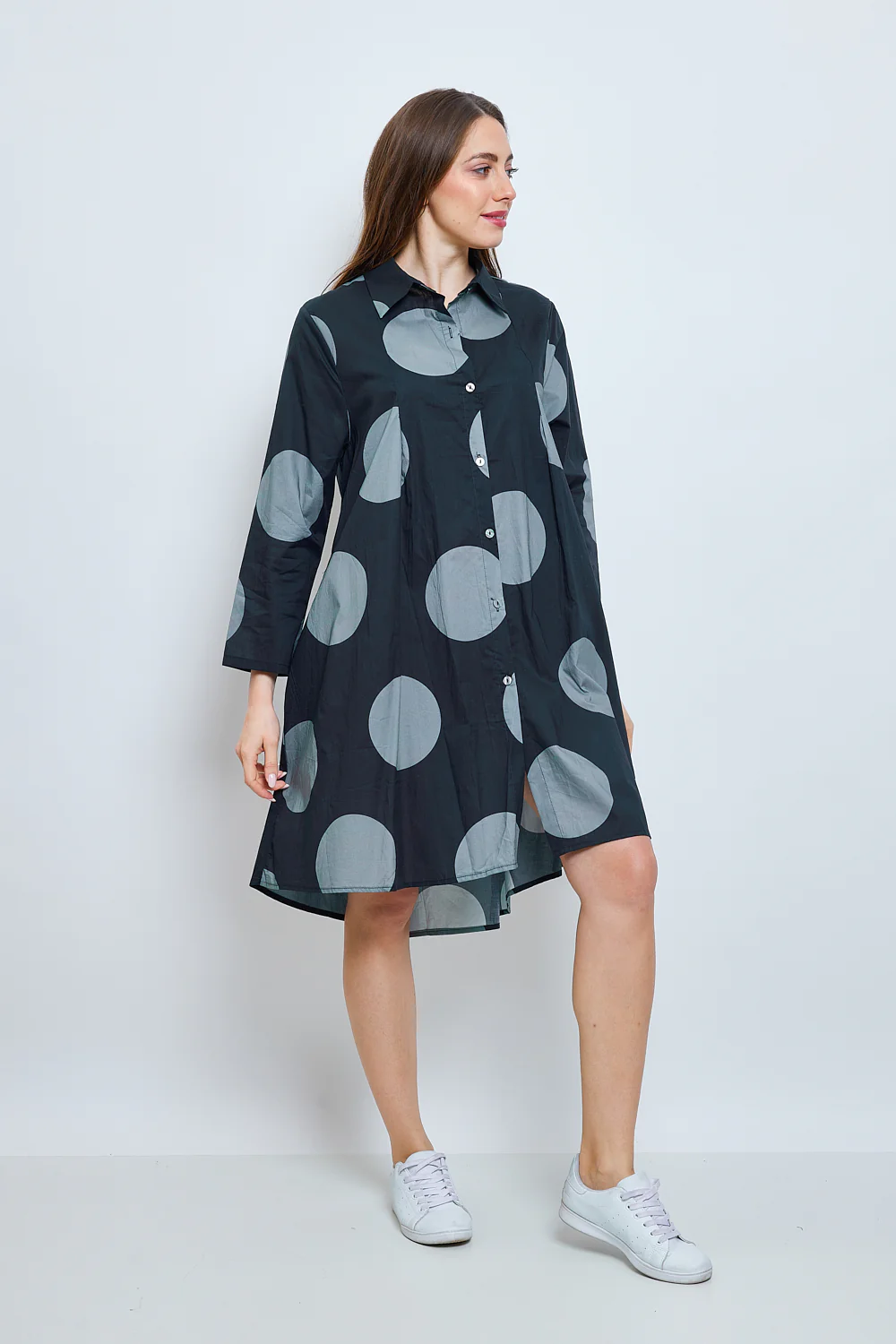 Chemise à ronds bleus – Image 2