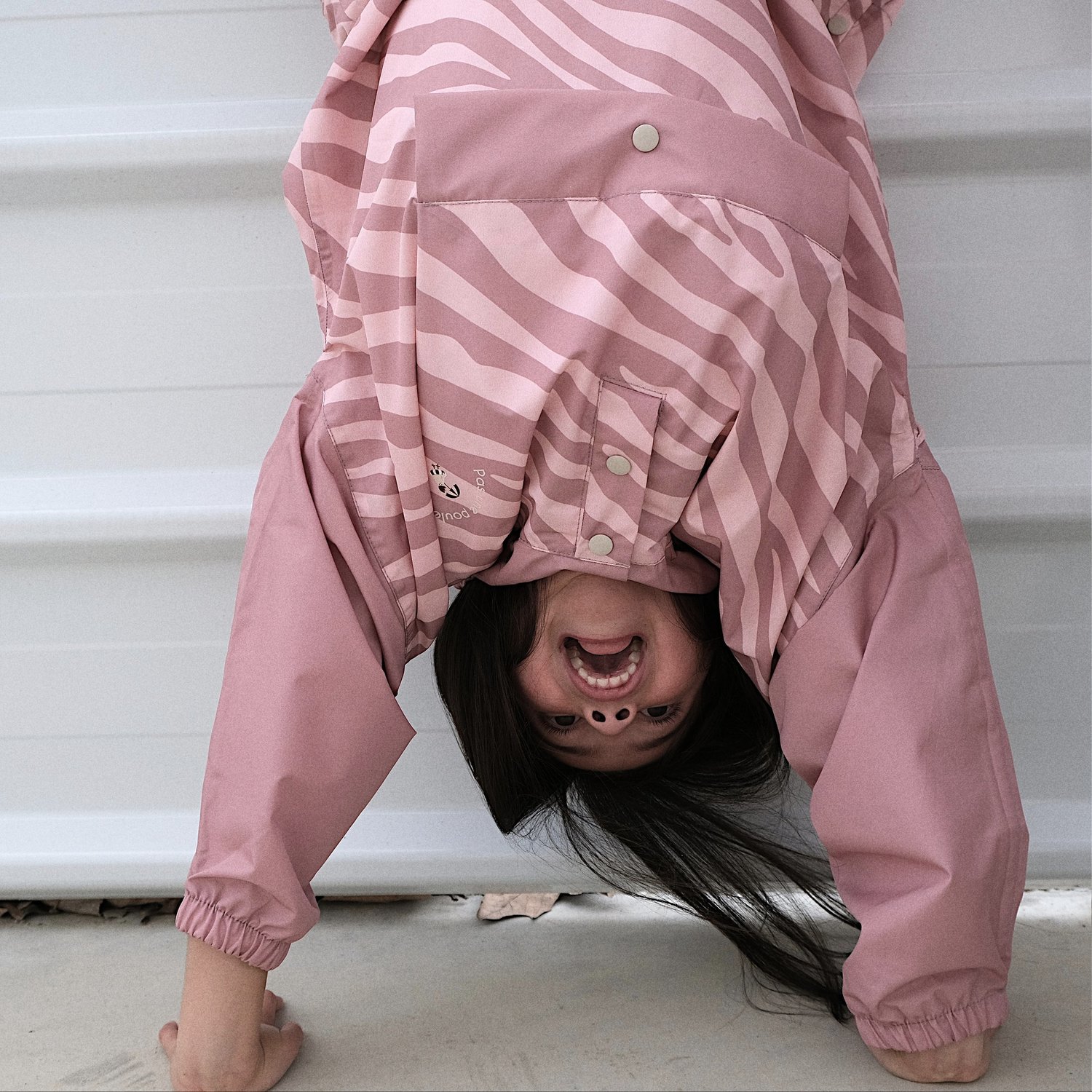 POULE PARTY – Poncho Zebra – Enfant