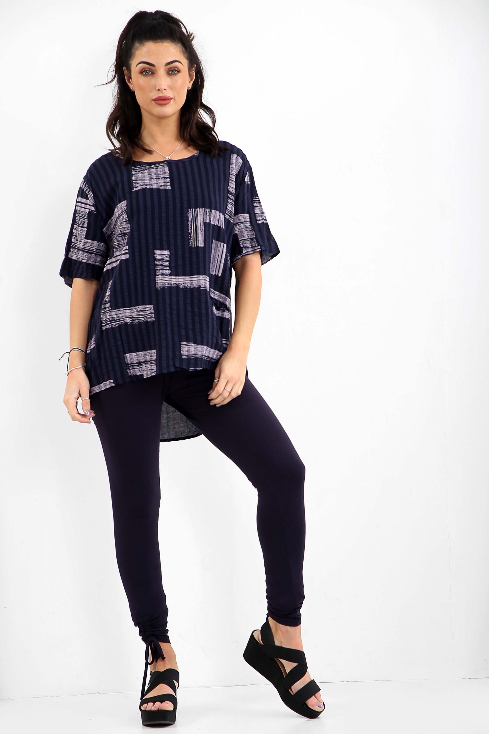 Blouse aux formes rectilignes – Image 4