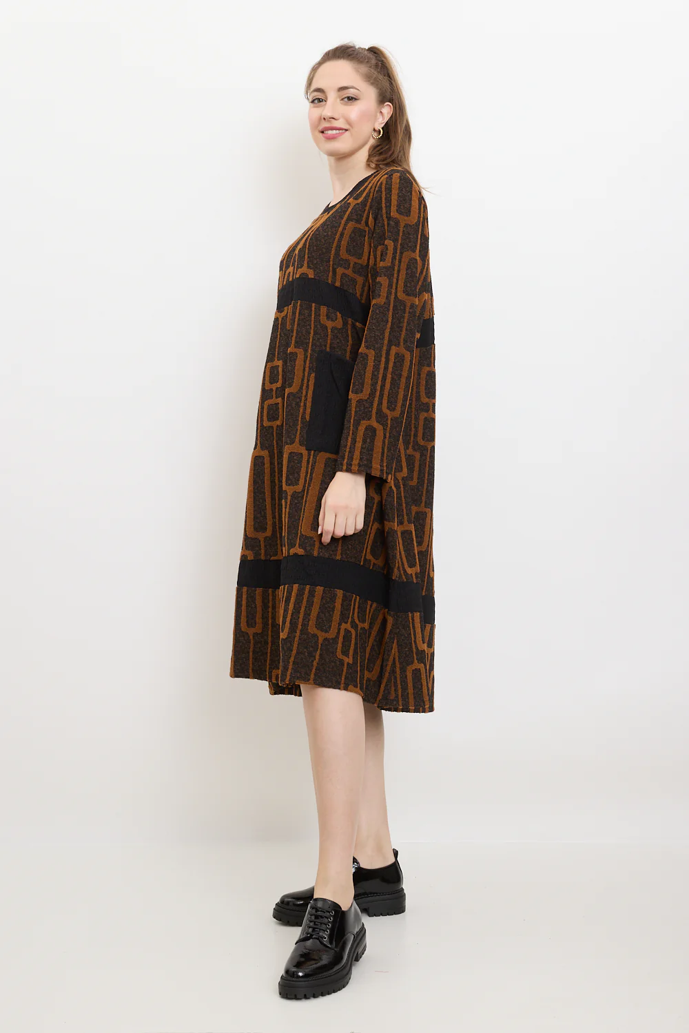 Robe à motifs rectangles reliés – Image 5