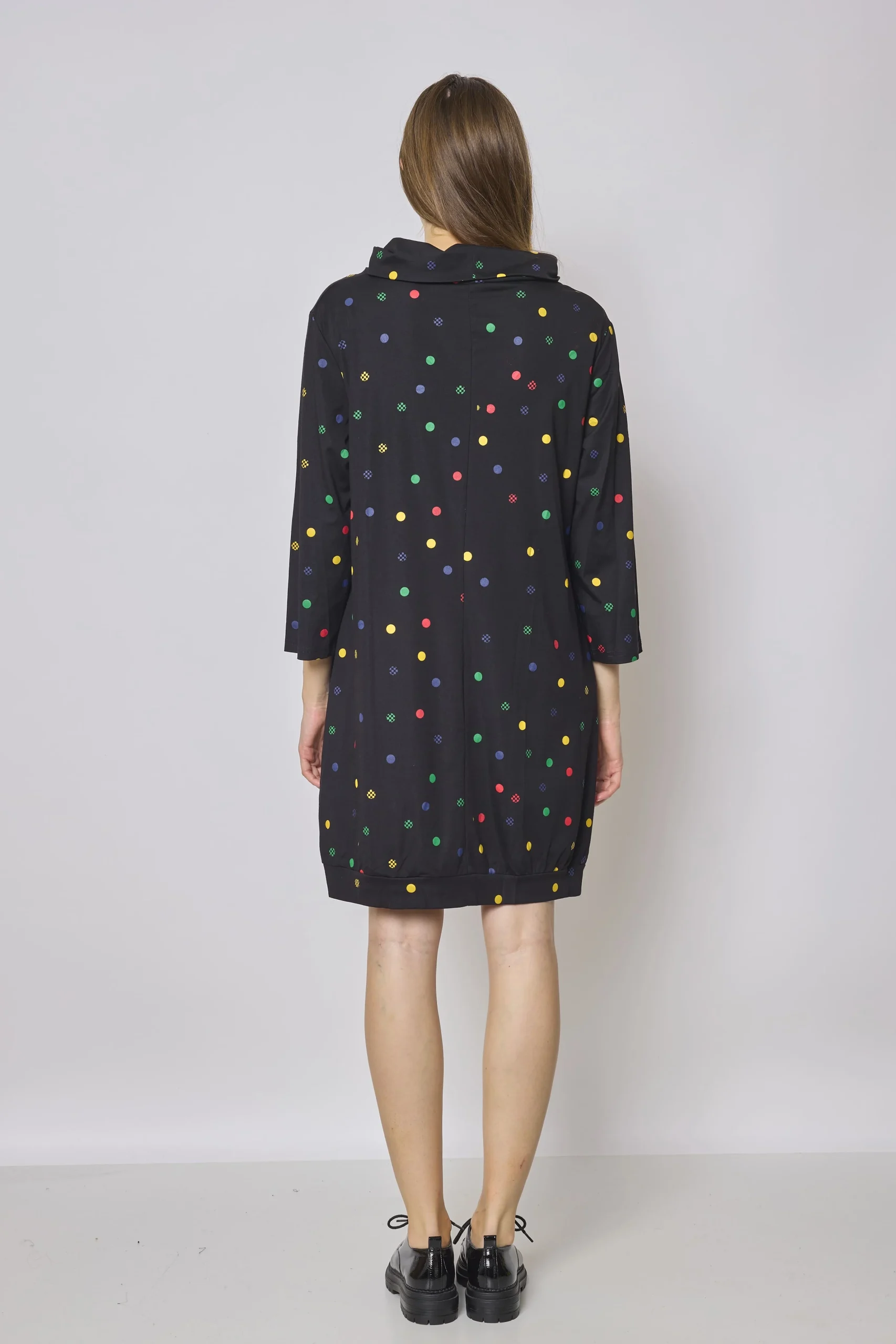 Robe tunique col roulé à pois colorés – Image 3
