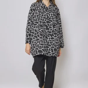 Manteau court noir et blanc