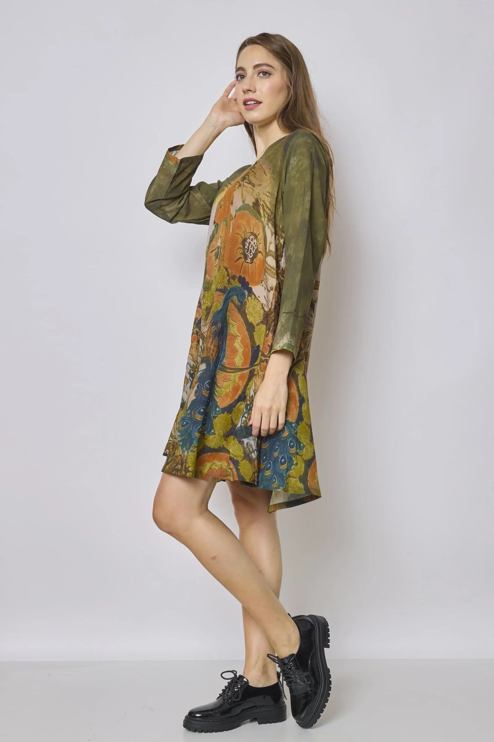Robe fleurie verte – Image 3