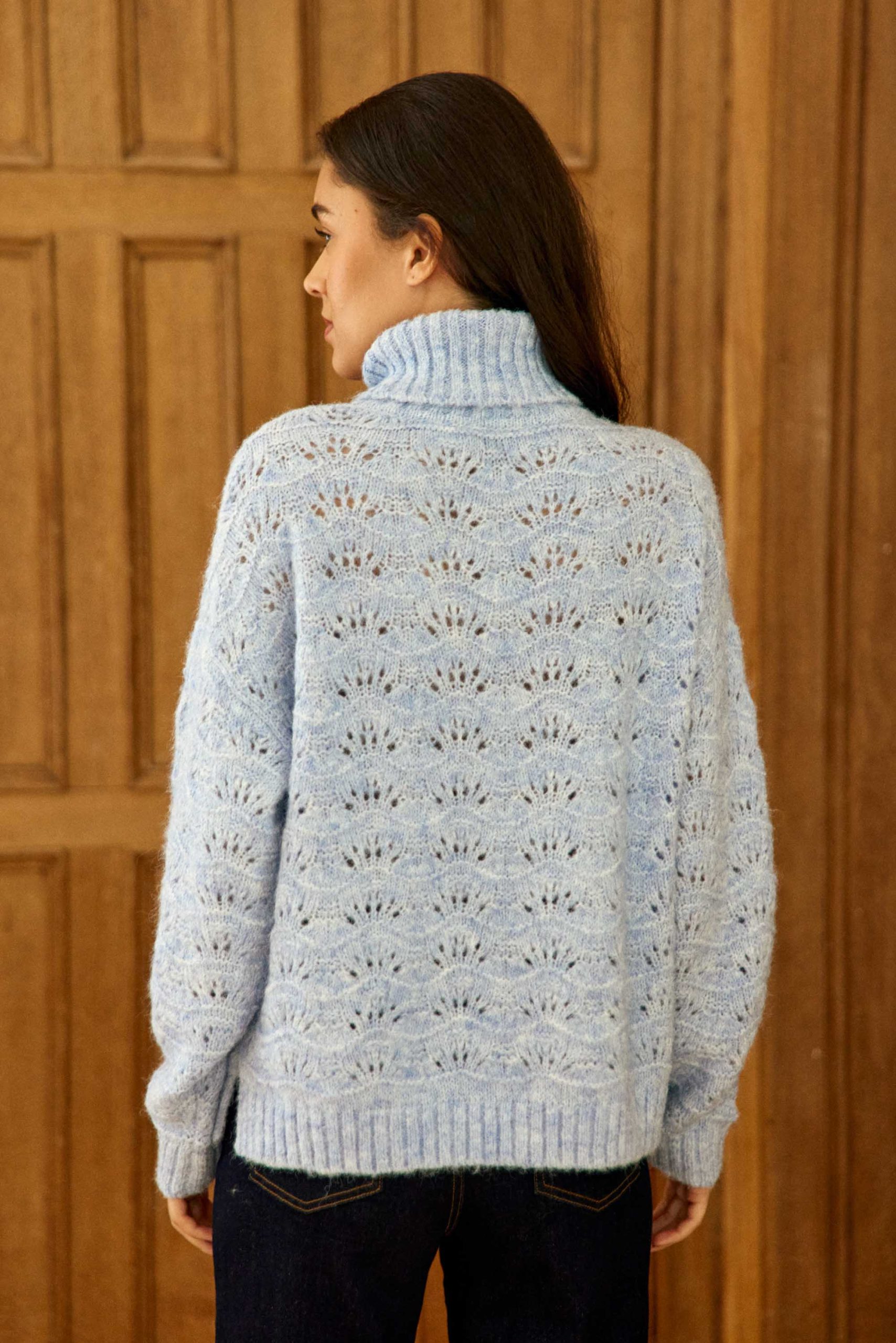 Pull col roulé bleu ciel - Madison – Image 3