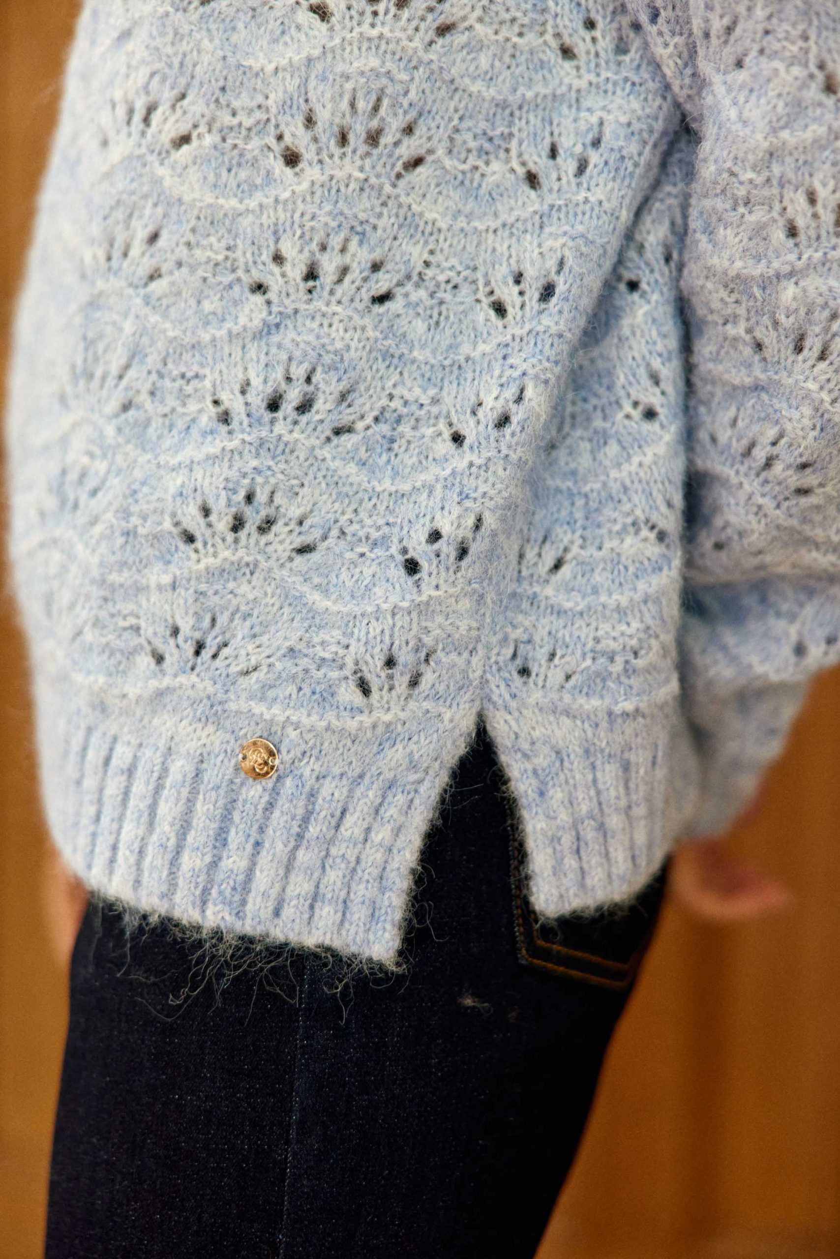 Pull col roulé bleu ciel - Madison – Image 5