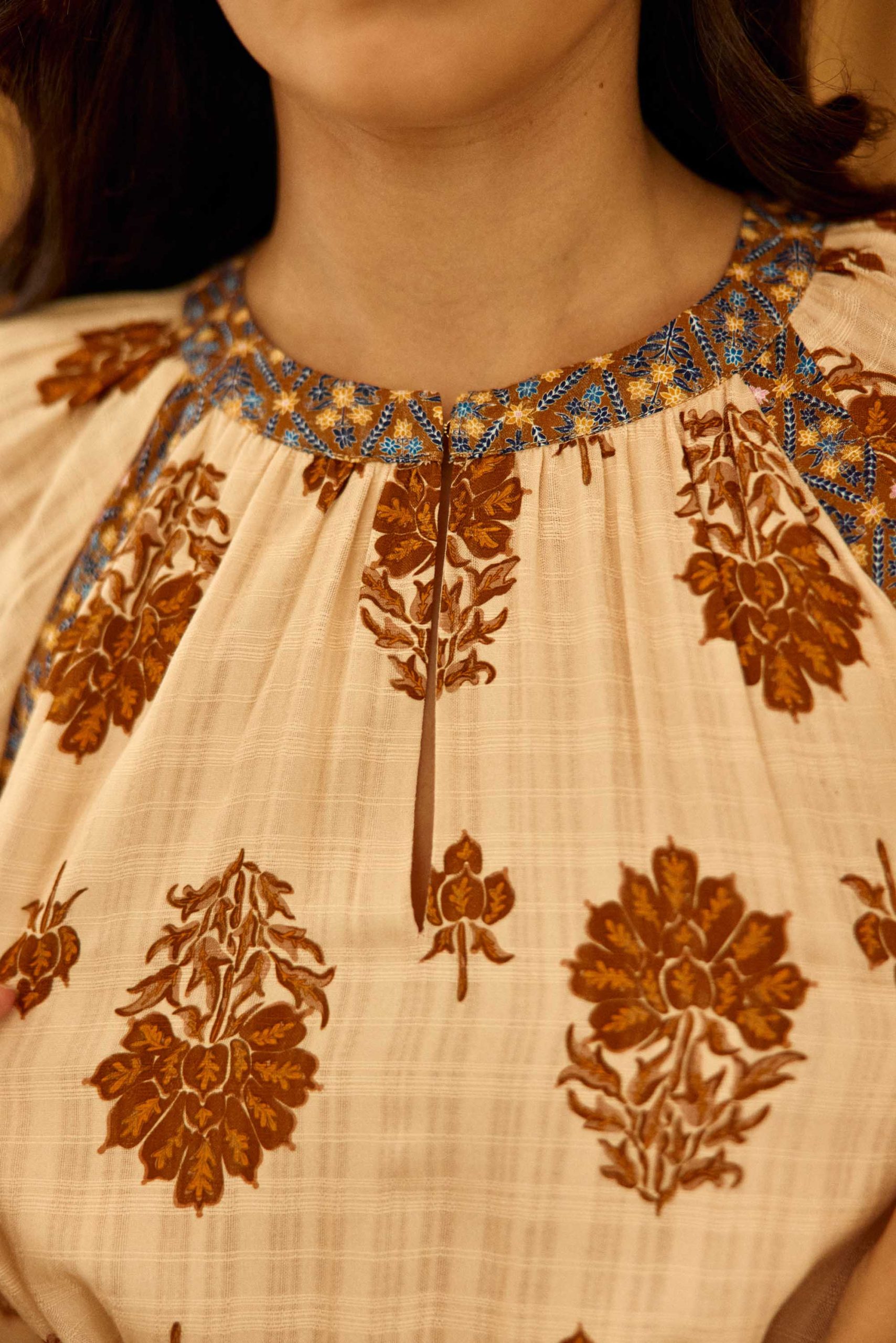 Robe courte à imprimés - Rilan – Image 4