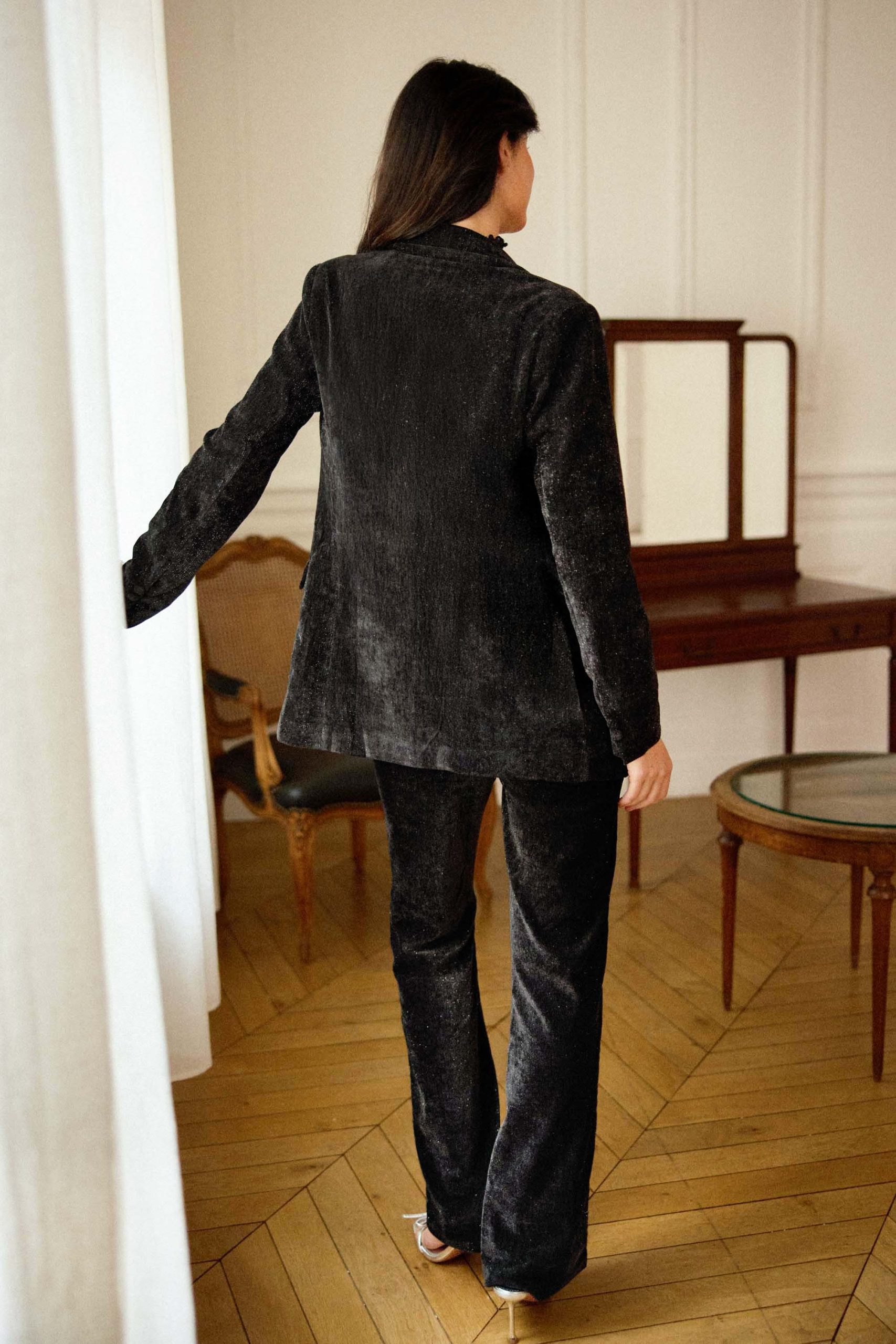 Veste noire - Valley – Image 4