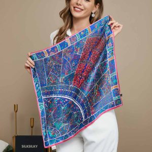 Foulard 100% Soie de Mûrier Motif Floral 53x53cm