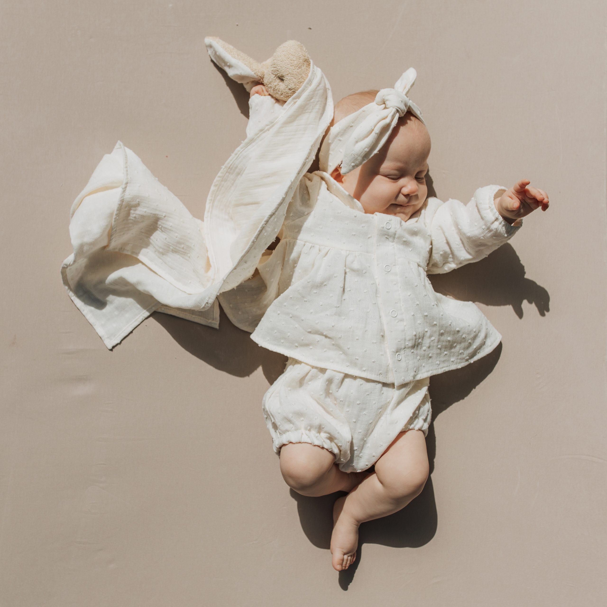 WOOLY ORGANIC – Blouse & Bloomers en mousseline – Ecru